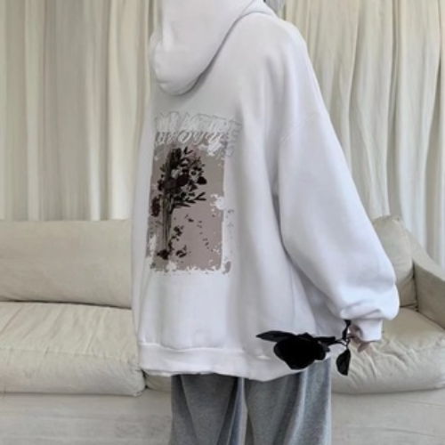 áo hoodie nam nữ thích hợp mặc đi du lịch